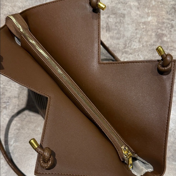 Brown Tote Bag - Picture 5 of 5